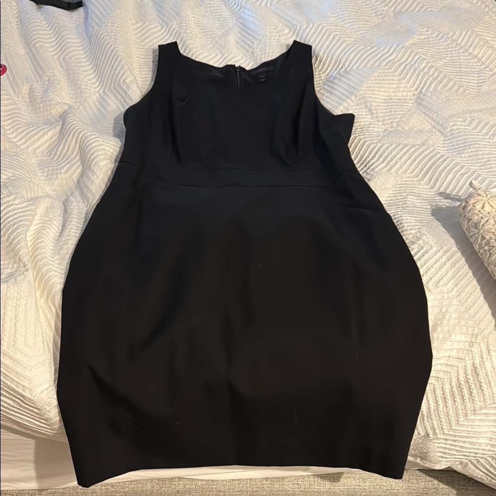 Elegant Black Sleeveless Dress